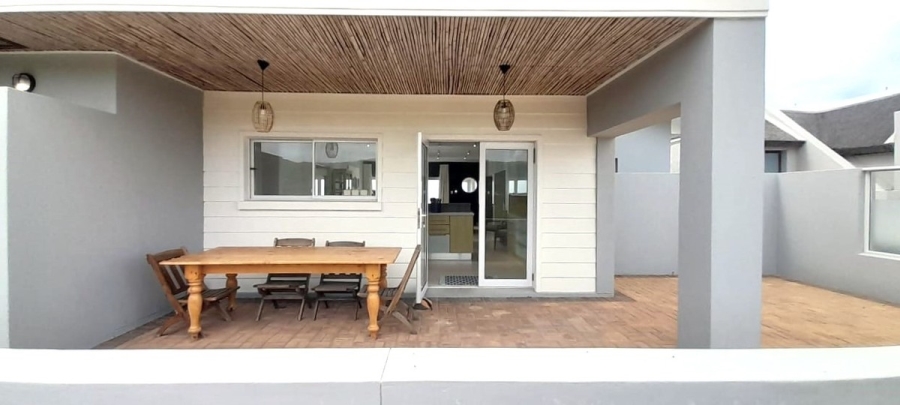 4 Bedroom Property for Sale in Stilbaai Oos Western Cape